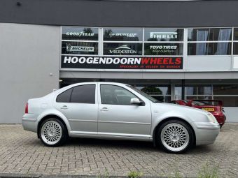 BORBET B SILVER POLISHED IN 18 GEMONTEERD ONDER VOLKSWAGEN BORA