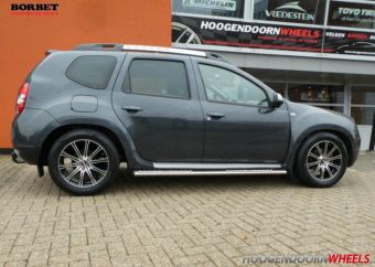 BORBET VELGEN CW 1 ZWART GEPOLIJST IN 17 INCH GEMONTEERD ONDER EEN DACIA DUSTER 