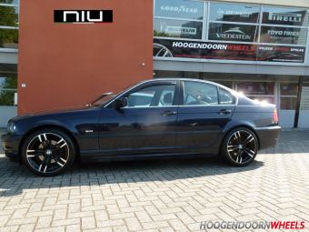 NIU VELGEN BAYERN ZWART GEPOLIJST IN 18 INCH BREEDSET BMW 3 SERIE E46 VOOR 225/40/18 EN ACHTER 255/35/18